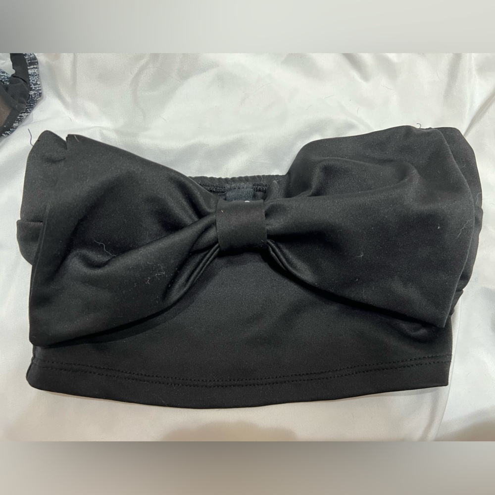 Windsor XS bow bandeau crop top